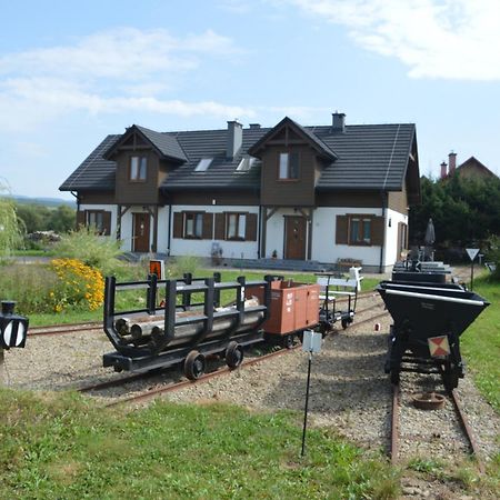 Kolejowy Smolnik Apartment Smolnik  ภายนอก รูปภาพ