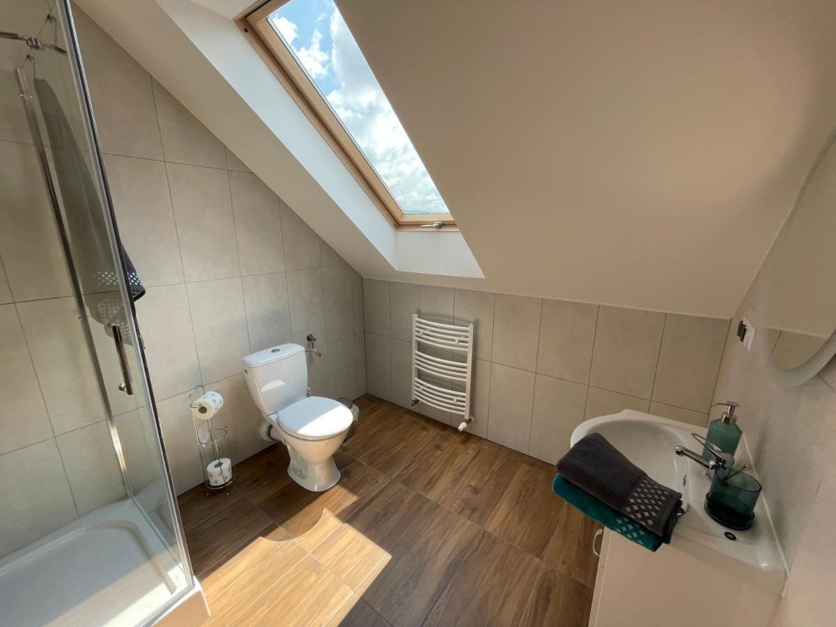 Kolejowy Smolnik Apartment Smolnik  ภายนอก รูปภาพ