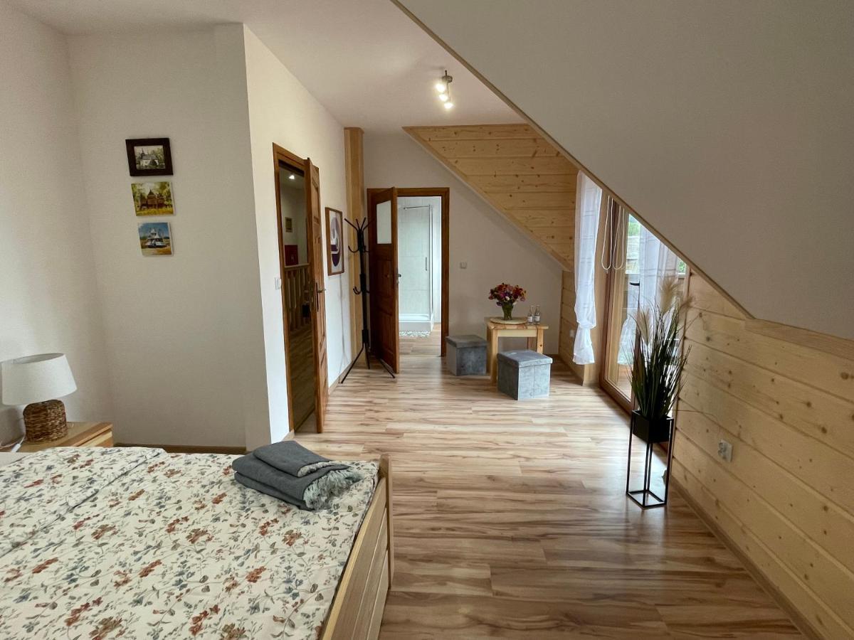 Kolejowy Smolnik Apartment Smolnik  ภายนอก รูปภาพ