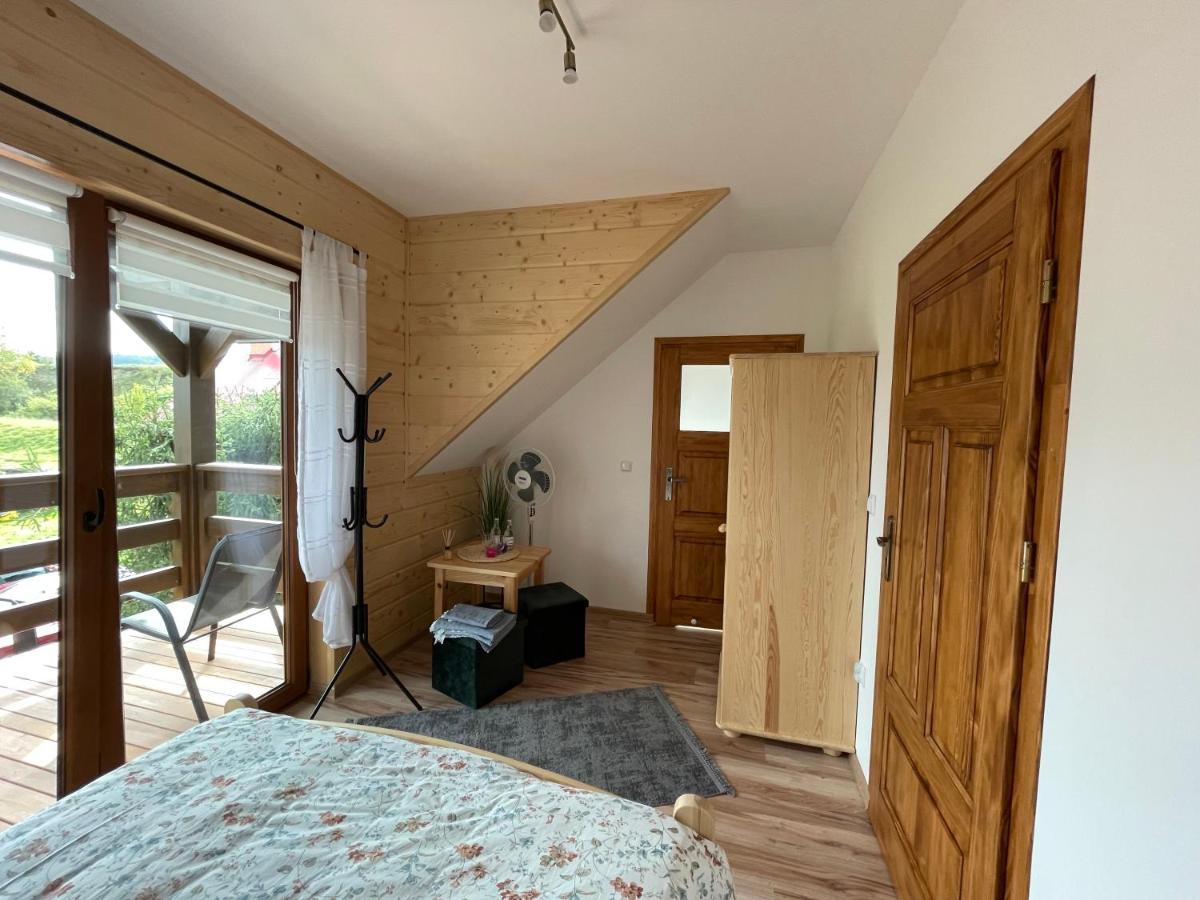 Kolejowy Smolnik Apartment Smolnik  ภายนอก รูปภาพ