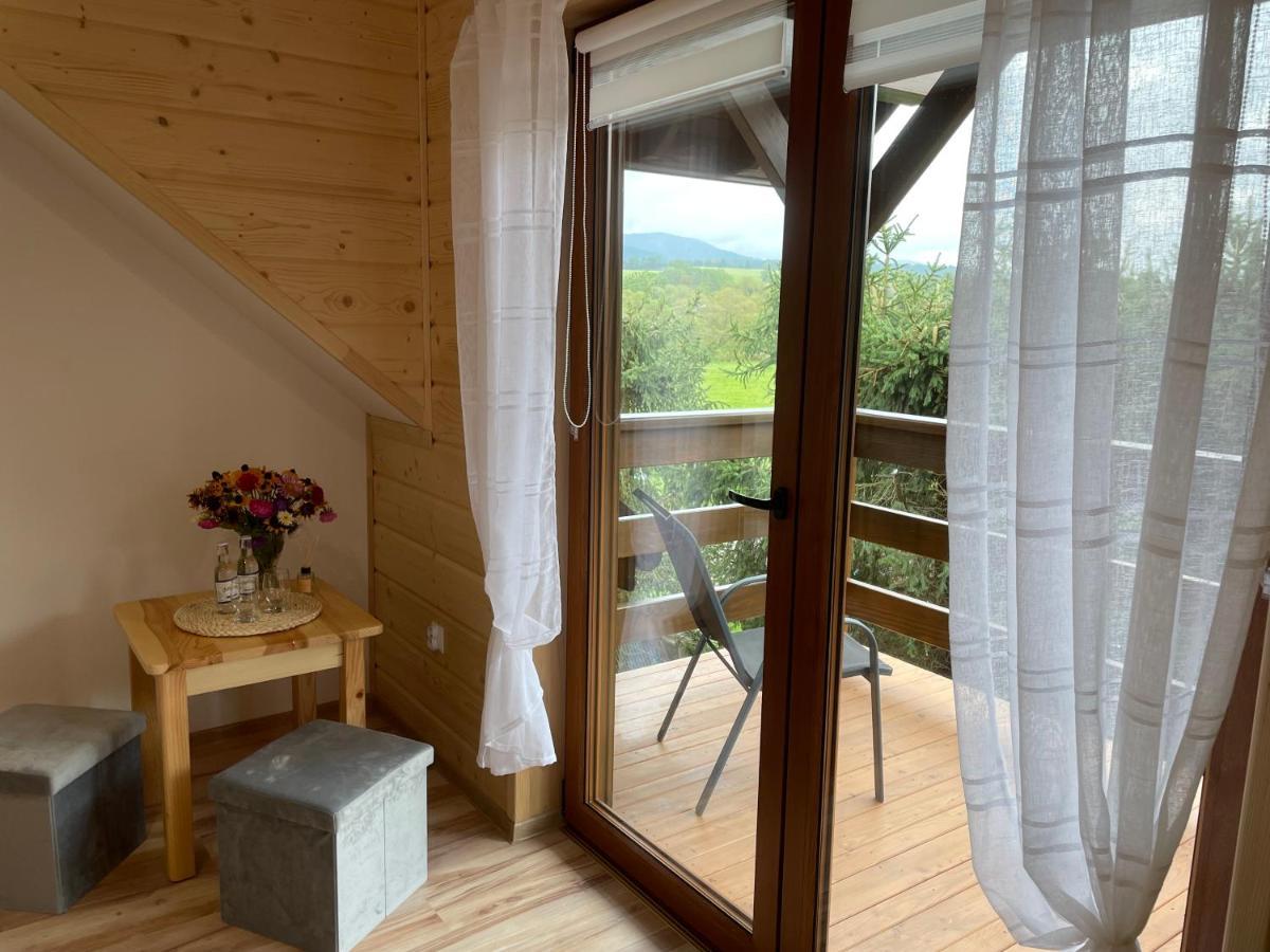 Kolejowy Smolnik Apartment Smolnik  ภายนอก รูปภาพ