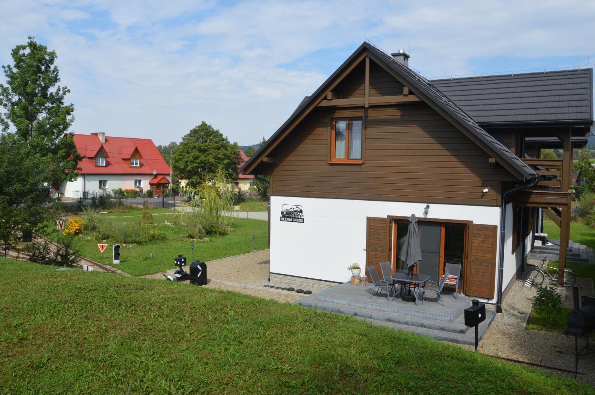 Kolejowy Smolnik Apartment Smolnik  ภายนอก รูปภาพ